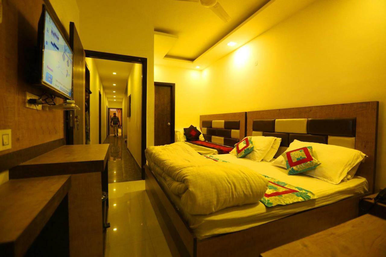 Hotel Golden Heart 阿姆利则 外观 照片